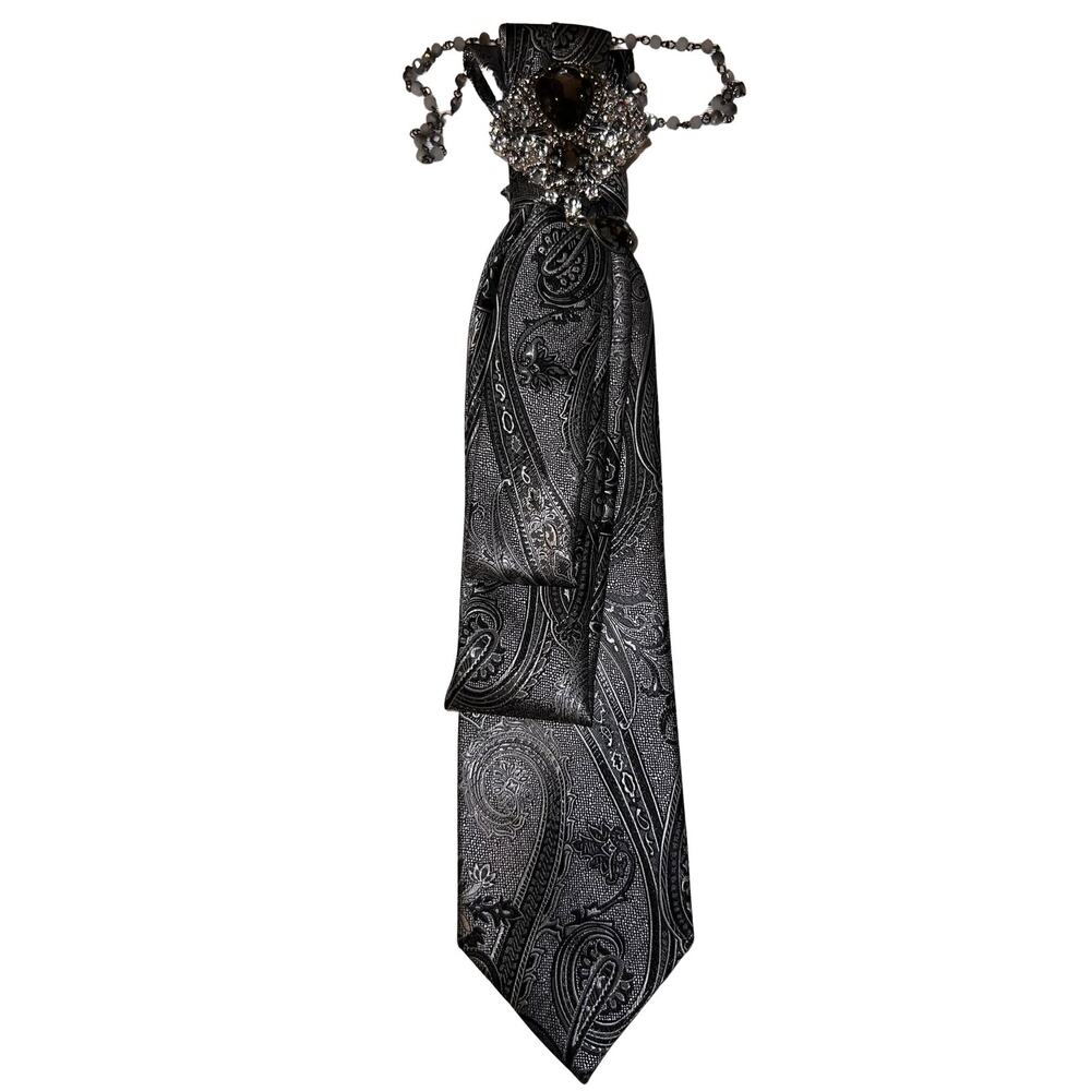 Elegant Silver Paisley Junk Tie Necklace Fashion Accessory  Smoky Crystal Brooch